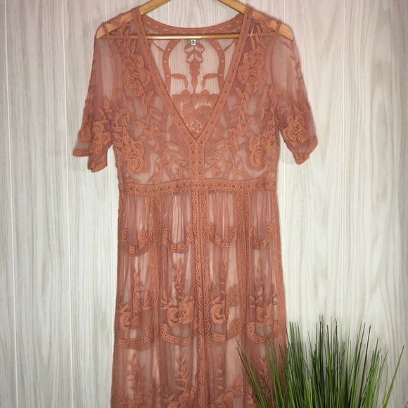 Embroidered Bohemian Lace Beach Coverup-Dusty Rose - Picture 2 of 4